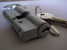 Far Rockaway NY Locksmith Store Far Rockaway, NY 347-390-0648 - broken-key-extraction